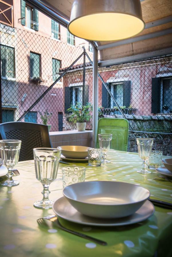 Terrazzina - Romantic Pied A Terre At The Heart Of Cannaregio District Venise Extérieur photo